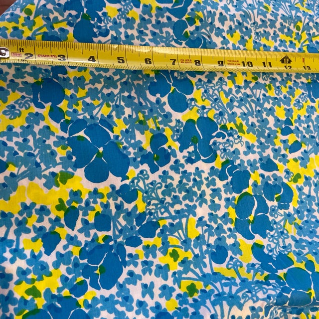 1960s Vintage Lilly Pulitzer Delish by Susie Zuzek Key West Hand Print Fabrics Inc Fabric Floral- About 6 Yards For Sale - Image 5 of 6
