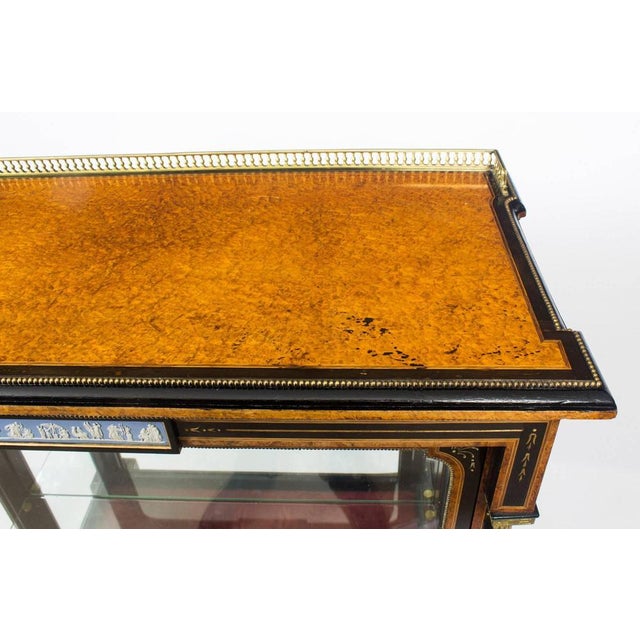 Victorian Amboyna & Ebonized Pier Cabinet For Sale - Image 4 of 11