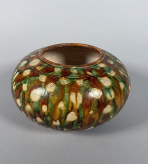 Sancai stoneware vase, Tang Dynasty (618-907), Ancient China
