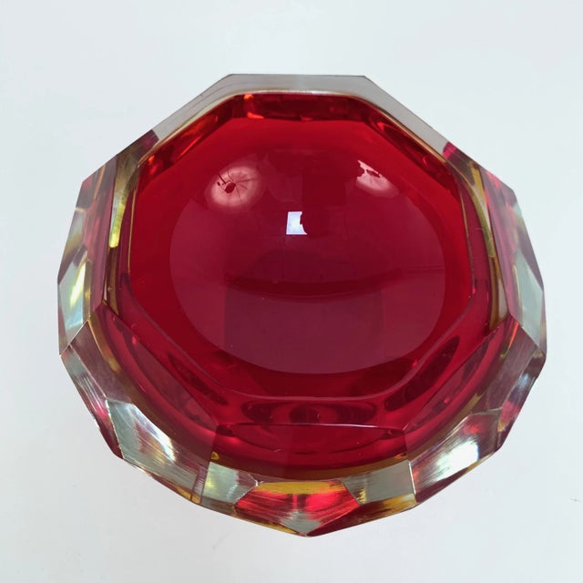 Italian Faceted Red Murano Glass Ashtray by Flavio Poli, 1950s For Sale - Image 6 of 8