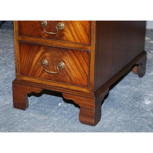 Vintage Pedestal Desk with Hunter Green Leather by Bevan Funnell For Sale - Image 16 of 18