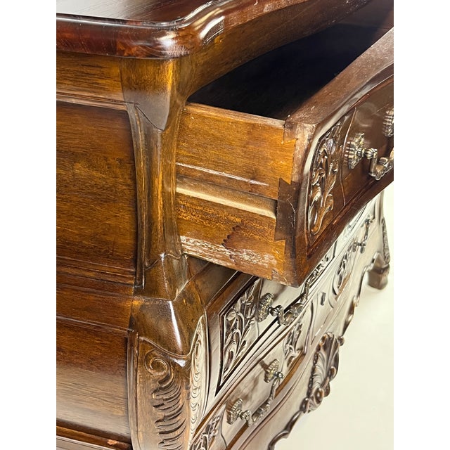 Vintage French Provincial Style Carved Walnut Bombé Commode For Sale - Image 9 of 13