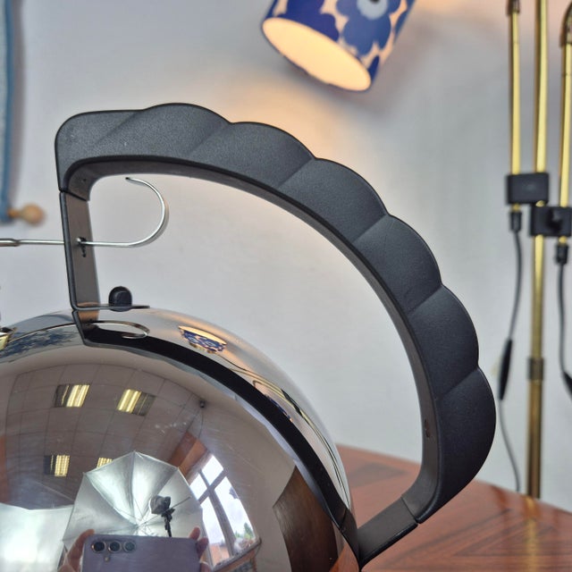 One of the most iconic household objects of the late 20th century, representing a perfect fusion of functionality and bold...