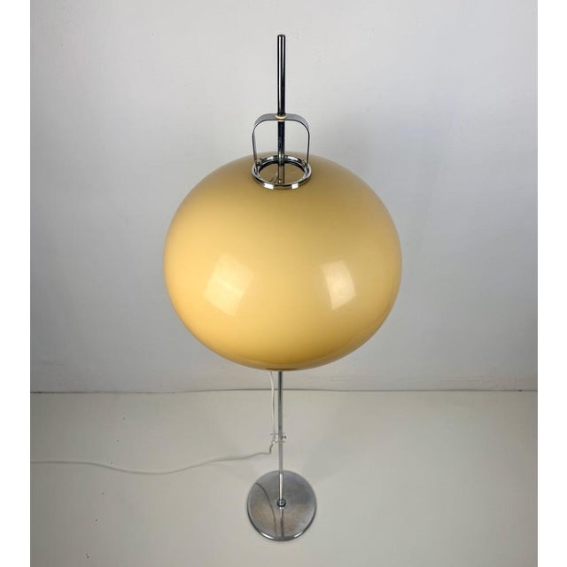Mid-Century Modern Lucerna Floor Lamp by Luigi Massoni for Guzzini, 1970s For Sale - Image 9 of 10