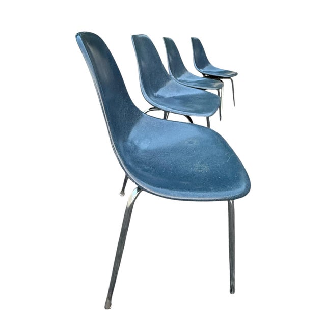 Vintage Mid-Century Modern Blue Fiberglass Shell Chairs, Chrome Legs, Set of Four For Sale - Image 4 of 18