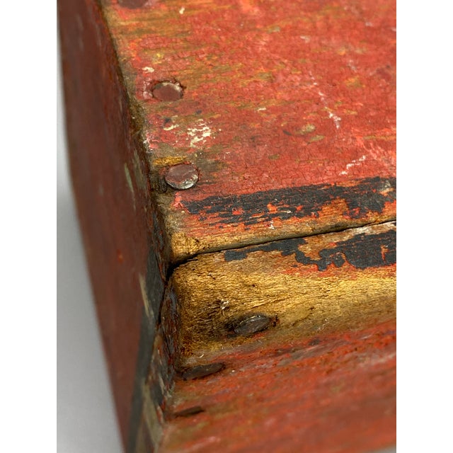 Early 20th Century Red and Black Hand Made Pine Primitive Box For Sale - Image 15 of 15
