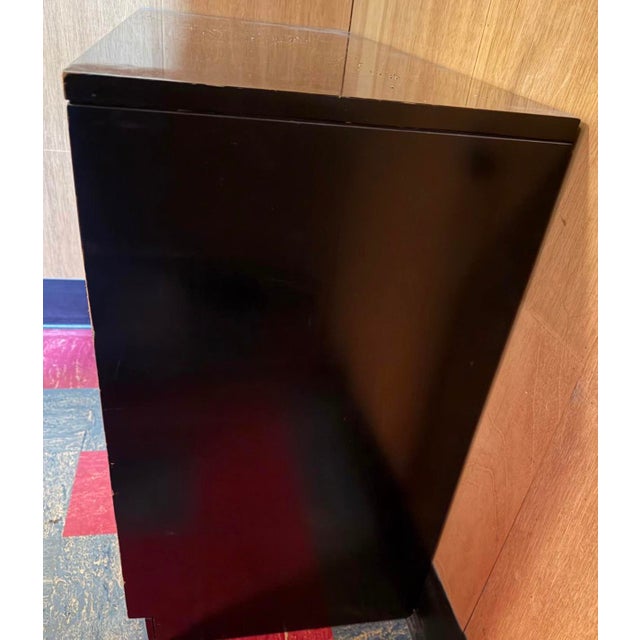 Dorothy Draper 1950’s Attributed to Dorothy Draper Espana Line Mid Century Modern Chest of Drawers. Black Lacquer Made of Cherry For Sale - Image 4 of 14