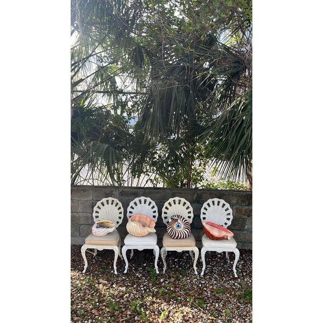 Mexican Large Vintage Mexican Hand Painted Ceramic Shell For Sale - Image 3 of 12