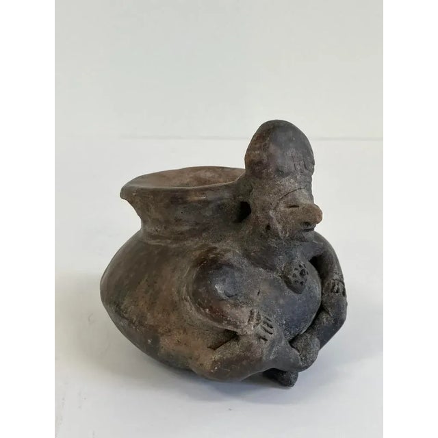 Late 19th Century Antique Pre-Columbian Style Figurative Pot – Handcrafted Clay Vessel For Sale - Image 5 of 7