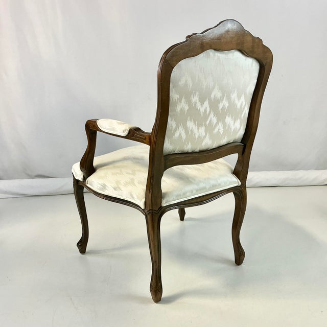 1980s Vintage Hollywood Regency French Provincial Open Arm Bergere Side Chair, Newly Reupholstered For Sale - Image 14 of 17