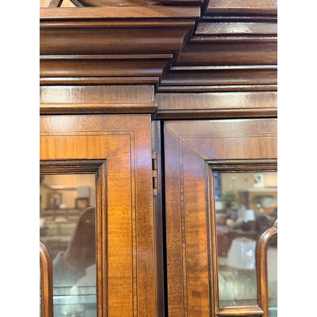 Late 20th Century Drexel Heritage Mahogany China Cabinet For Sale - Image 11 of 12