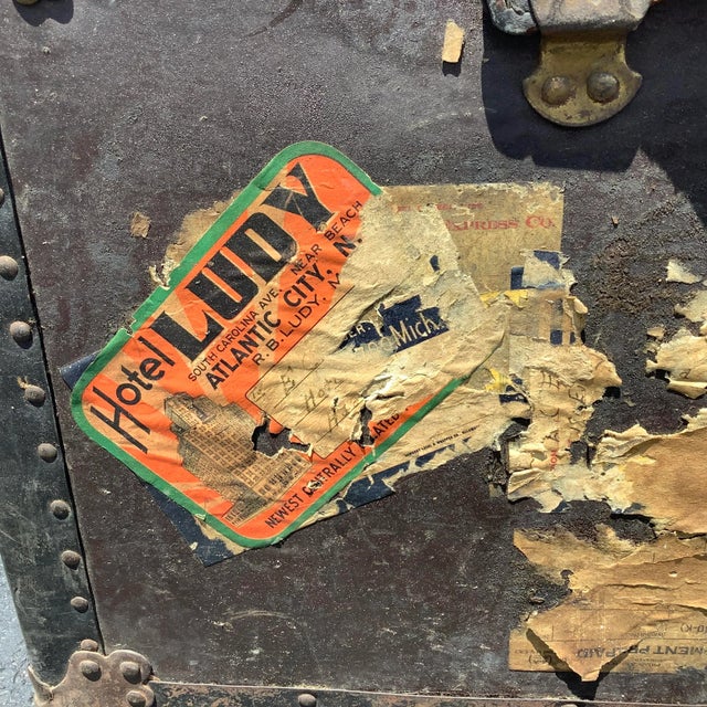 Art Deco 1920's Antique Steamer Trunk For Sale - Image 3 of 11