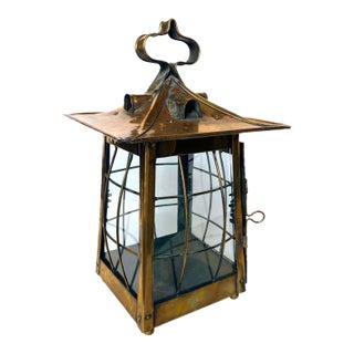Early 20th Century English Art Nouveau Brass and Glass Candle Portable Lantern For Sale