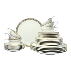 1950s Noritake “Greta” 30-Piece Bone China Dinnerware Set, Service for 6