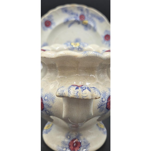 Antique 1860s Staffordshire Footed Scalloped Tureen and Matching Underplate Set by Wood, Challinor & Co. English Pottery For Sale - Image 16 of 18