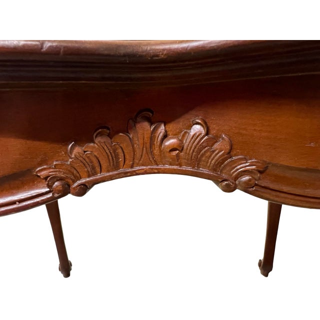 French Louis XV Style Walnut Coffee Table With Cabriole Legs and Scalloped Top 1930's For Sale - Image 4 of 6
