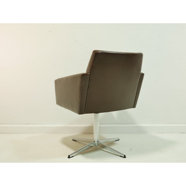 Mid-Century Swivel Armchair, 1970s For Sale - Image 4 of 13