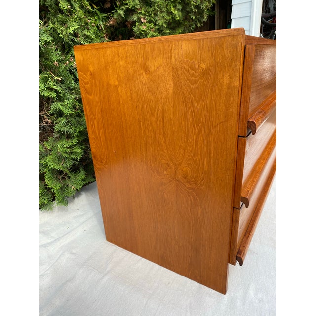 Mid 20th Century Mid-Century Modern Danish Teak 6-Drawer Dresser / Credenza For Sale - Image 5 of 11