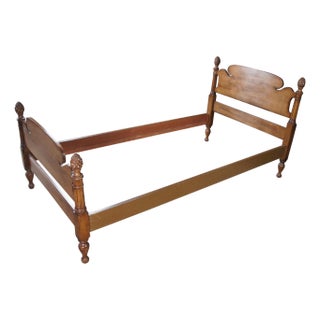 Mid Century Colonial Revival Full Size Pineapple 4 Post Bed For Sale