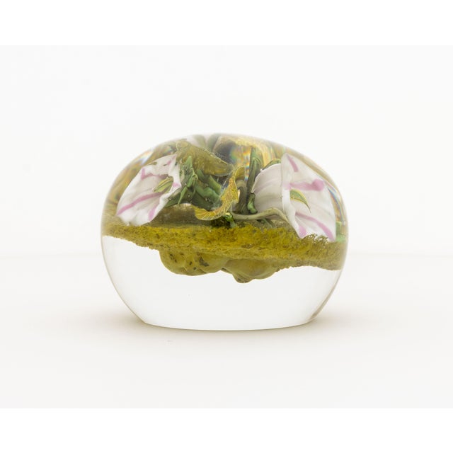 Paul Stankard Botanical Glass Paperweight, 2003 For Sale - Image 4 of 12