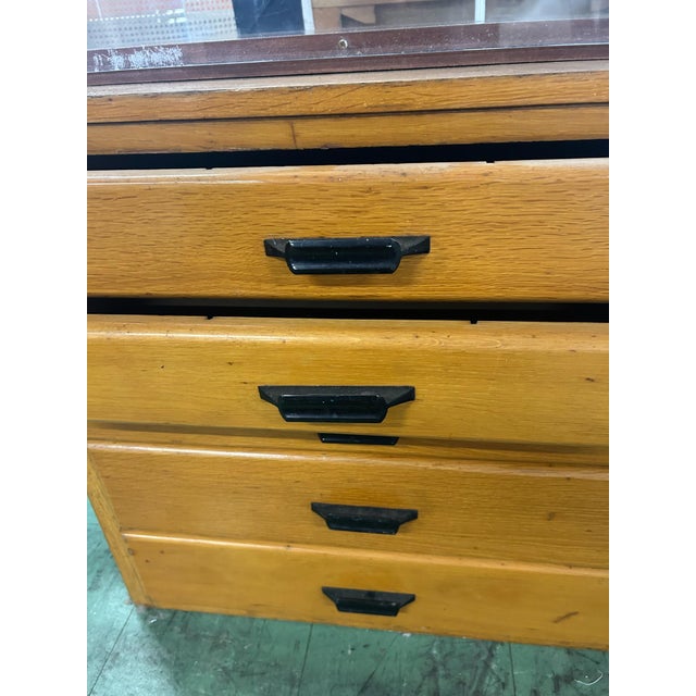 Shop Chests of Drawers, 1970s, Set of 2 For Sale - Image 4 of 7