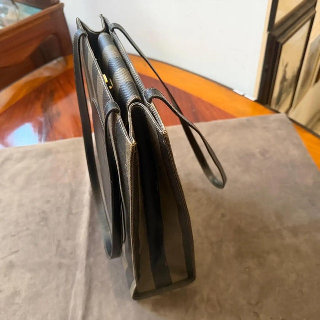 1990s Black PVC Pequin Striped Pattern Shoulder Bag by Fendi Rome For Sale - Image 9 of 15