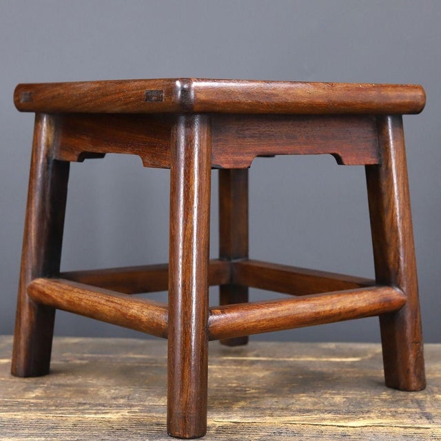 1930s Vintage Chinese Ming Style African Rosewood Square Stool With Rich Grain For Sale - Image 5 of 9