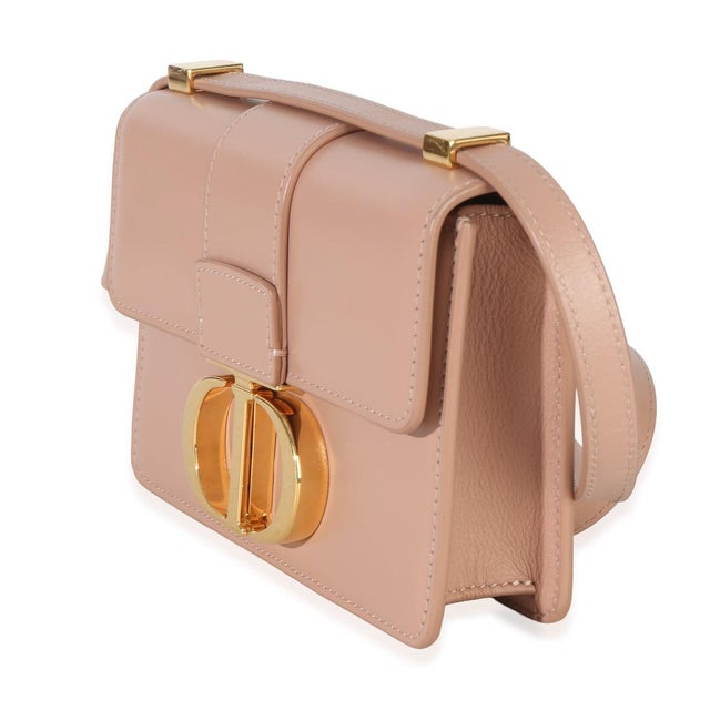 Item #: 153092 Interior Material: Leather MSRP: 2,700 Features Interior: Single slot pocket Dimensions: 6 x 4 x 1.5 in...