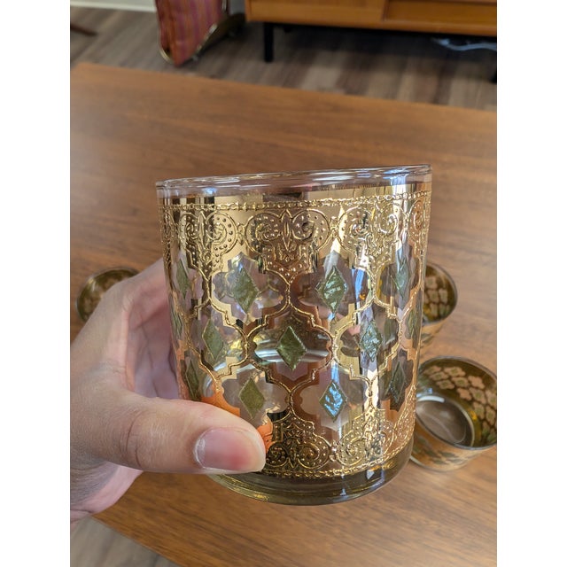 Mid-Century Modern 1960s 22k Gold Culver "Valencia" Old Fashioned Cocktail Glasses- Set of 6 For Sale - Image 3 of 9
