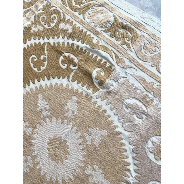 Suzani Wall Hanging Decor - Neutral Tan Uzbek Tablecloth For Sale - Image 9 of 9