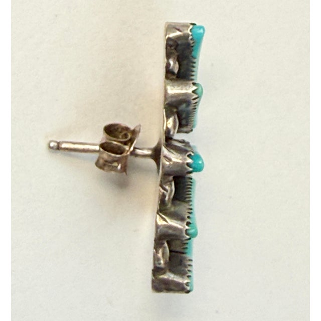 Zuni Turquoise Needlepoint Sterling Silver Pierced Fan Earrings Native American For Sale In Los Angeles - Image 6 of 7