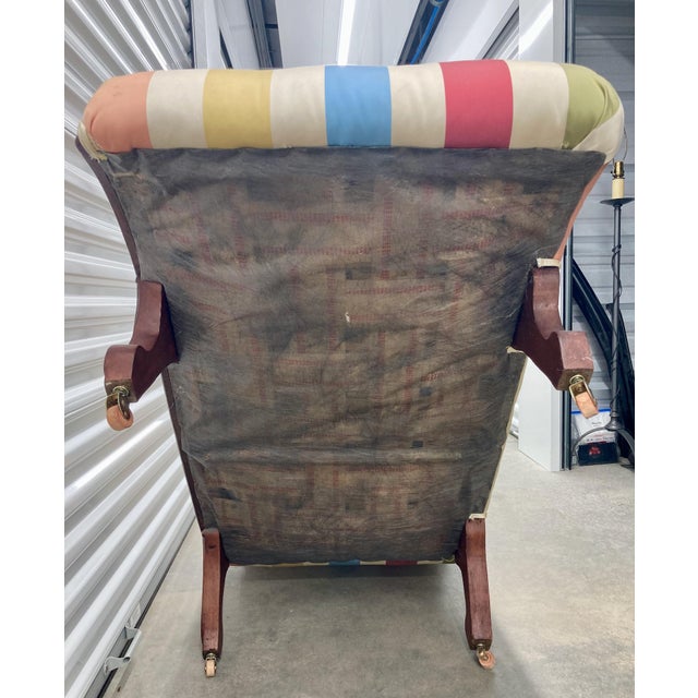 Antique Victorian Rococo Revival Chaise Longue / Méridienne (C. 1860–1890) – Restored Mahogany, Silk Upholstery For Sale - Image 4 of 4