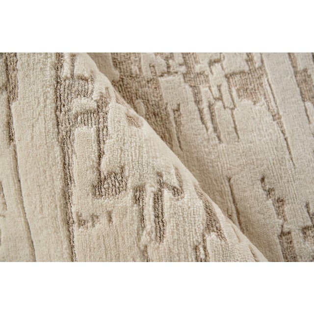 Exquisite Rugs Exquisite Rugs Platinum Hand-Knotted New Zealand Wool & Nettle Fiber Light Beige Rug-8'X10' For Sale - Image 4 of 8