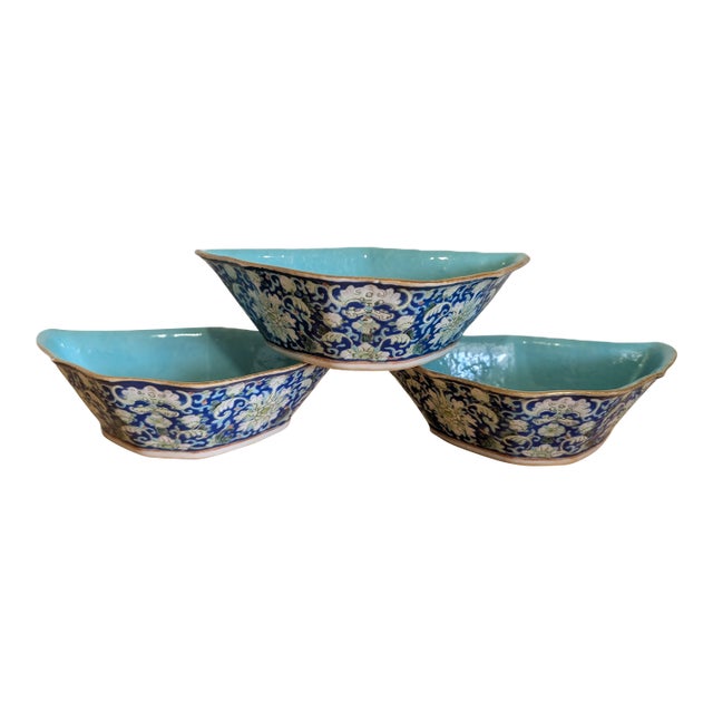Set of 3 Antique Chinese Lotus Pattern Bat-Shaped Porcelain Dish For Sale
