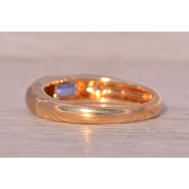 The Hereford: New Old Stock Vintage Tanzanite and Diamond Ring in Yellow Gold For Sale In Philadelphia - Image 6 of 11
