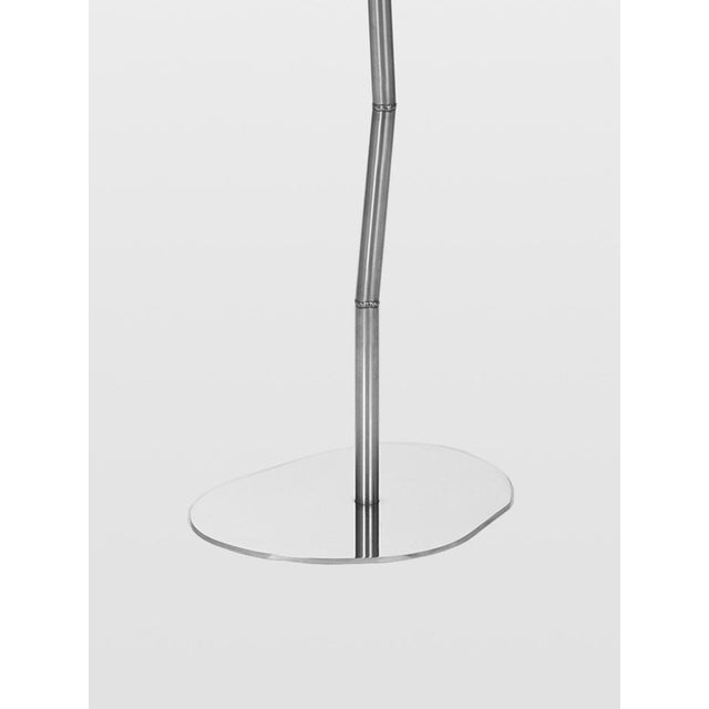 Metal Brisé Floor Lamp by ROCHE & FRÈRES For Sale - Image 7 of 15