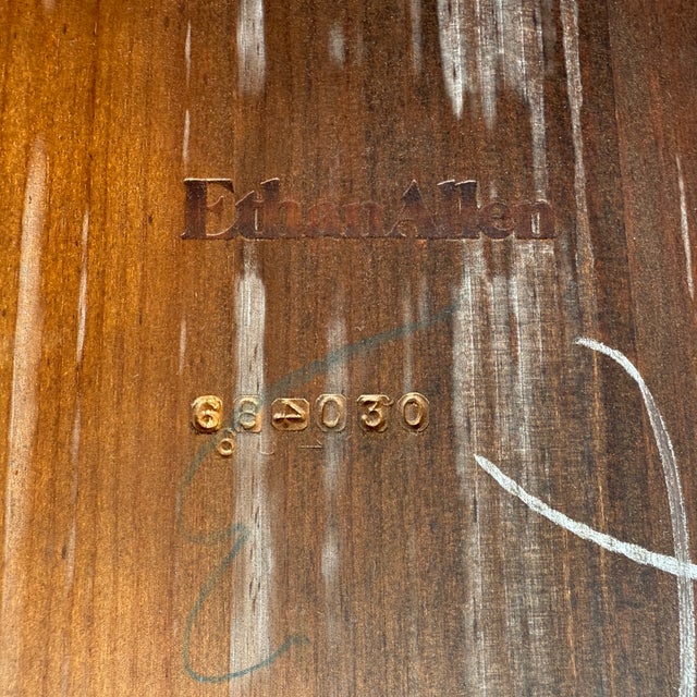 1980s Ethan Allen Old Tavern Antiqued Pine Rustic Traditional Drop Leaf Coffee Table (12-8021) For Sale - Image 11 of 14