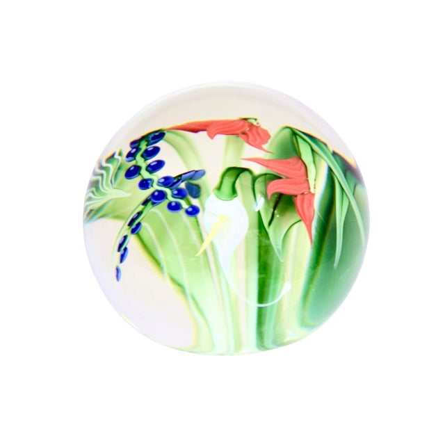 1970s Orient & Flume Vintage Art Glass Flower Sphere Paperweight For Sale - Image 5 of 8