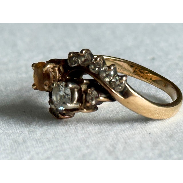 1970s Vintage 14k Yellow Gold Victorian Revival Golden Beryl & Diamond Bypass Cocktail Ring, Size 7 For Sale - Image 5 of 10
