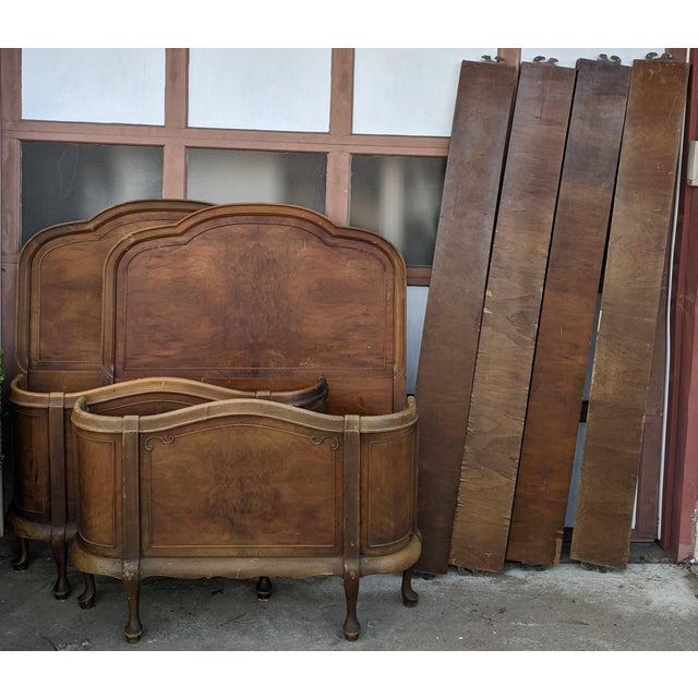 Early 20th Century Vintage French Provincial Twin Beds With Book Matched Burled Wood Veneer
