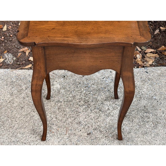 1980s Petite French Louis XV Walnut Side Table For Sale - Image 5 of 7
