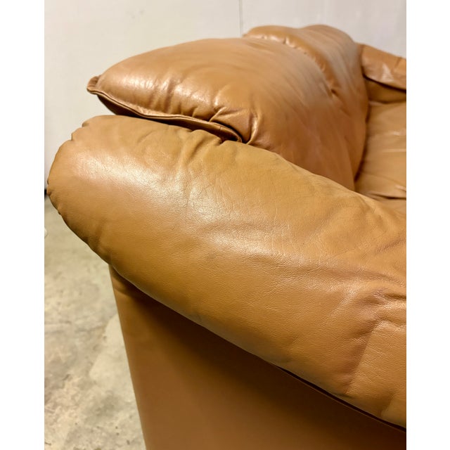 Animal Skin Low Profile Sofa in Cognac Brown Leather in the Manner of Niels Eilersen, 1980's For Sale - Image 7 of 11