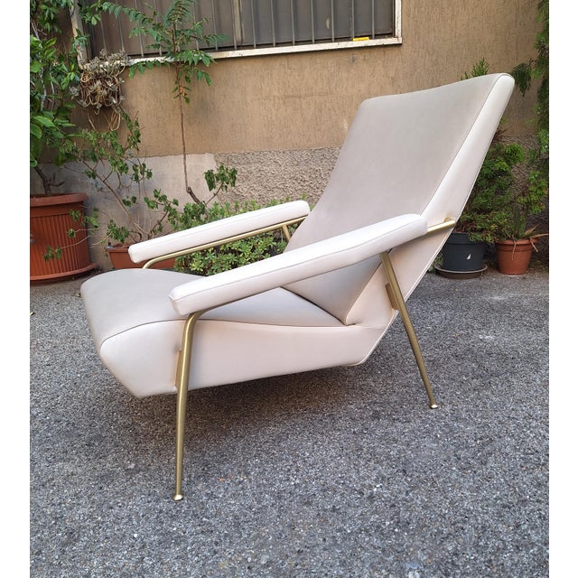Mid-Century Modern Dezza D.153.1 Armchair in Two-Tone Leather by Gio Ponti for Molteni, 1990s For Sale - Image 3 of 17