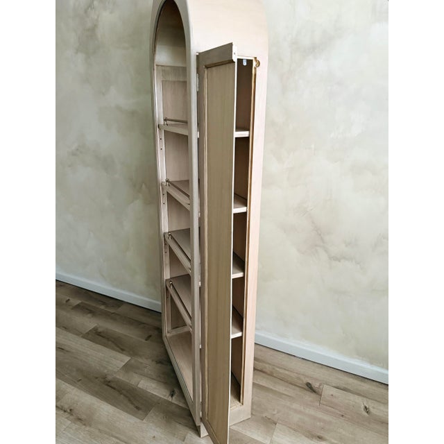 1970s Mid-Century Style Arched Display Cabinet With Brass Gallery Rails For Sale - Image 10 of 14