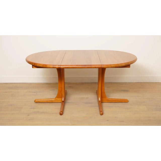 Vintage Round Dining Table in Teak, 1950s For Sale - Image 4 of 18