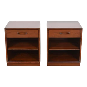 Henredon Mid-Century Modern Walnut Nightstands, Newly Refinished
