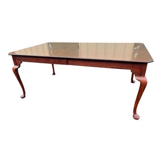 1990s Lexington Queen Anne Cherry Extension Dining Table For Sale