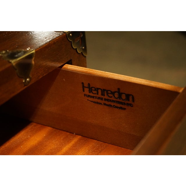 1970s Henredon Asian Inspired 3 Drawer Bachelors Chest. For Sale - Image 11 of 13
