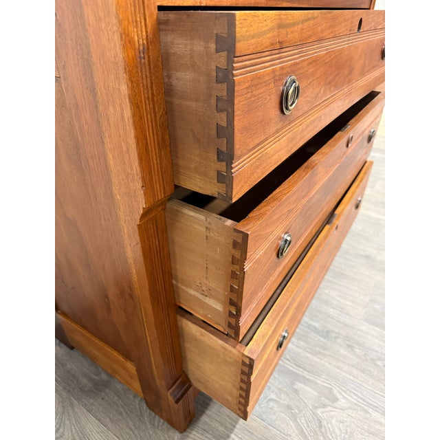 Antique Abernathy Furniture Co. 19th Century Victorian Walnut Chest of Drawers For Sale - Image 11 of 15