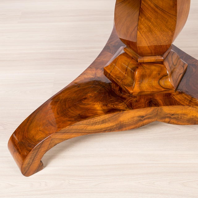 Wood Biedermeier Round Walnut Table, Germany, 1840 For Sale - Image 7 of 12
